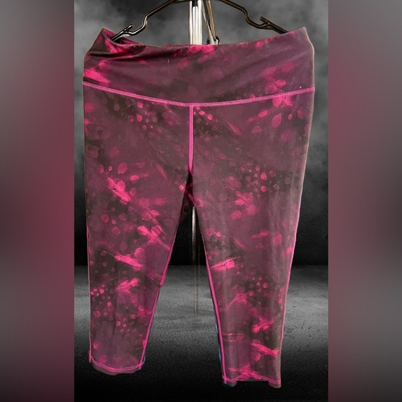 Pink and Black Patterned Leggings - Picture 1 of 3